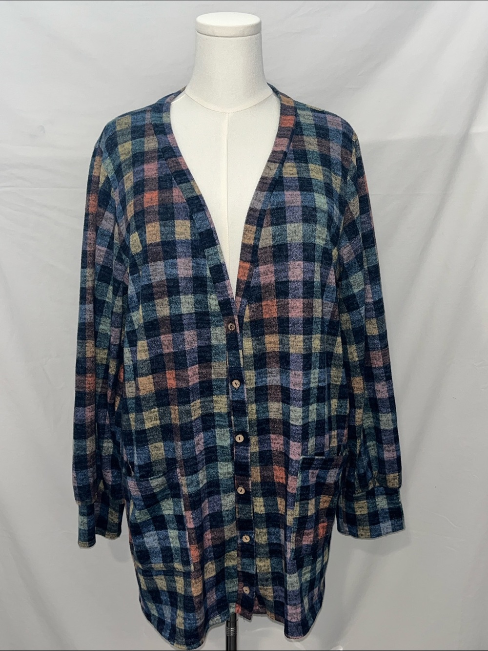Agnes & Dora Gray Knit Top with Pink and Blue